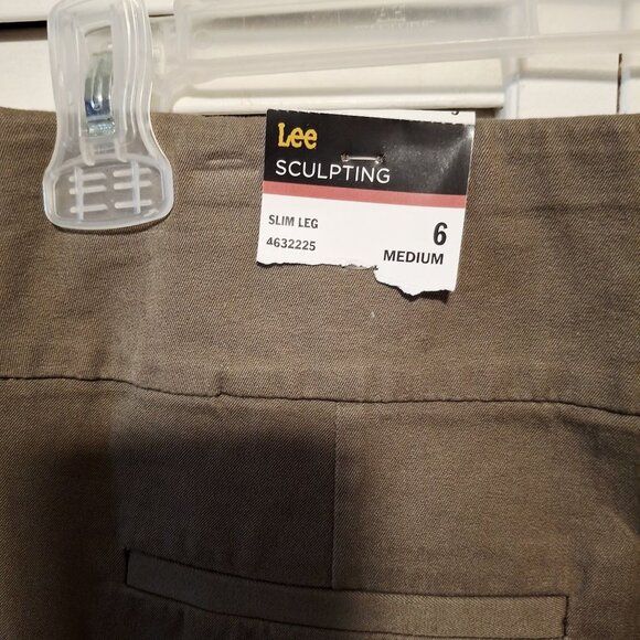 NWT Lee Sculpting Slim Leg Pants Medium Size 6 Brown - Picture 6 of 8